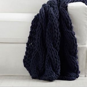 Pottery Barn Colossal Handknit Throw Navy